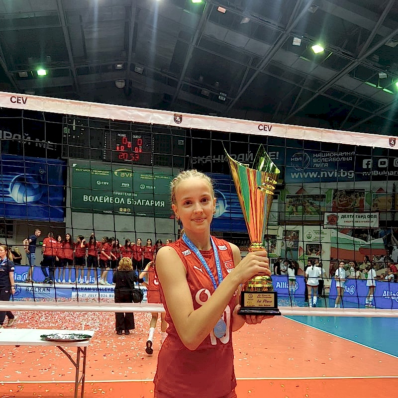 TEBRİKLER LARA MERCAN ATASOY